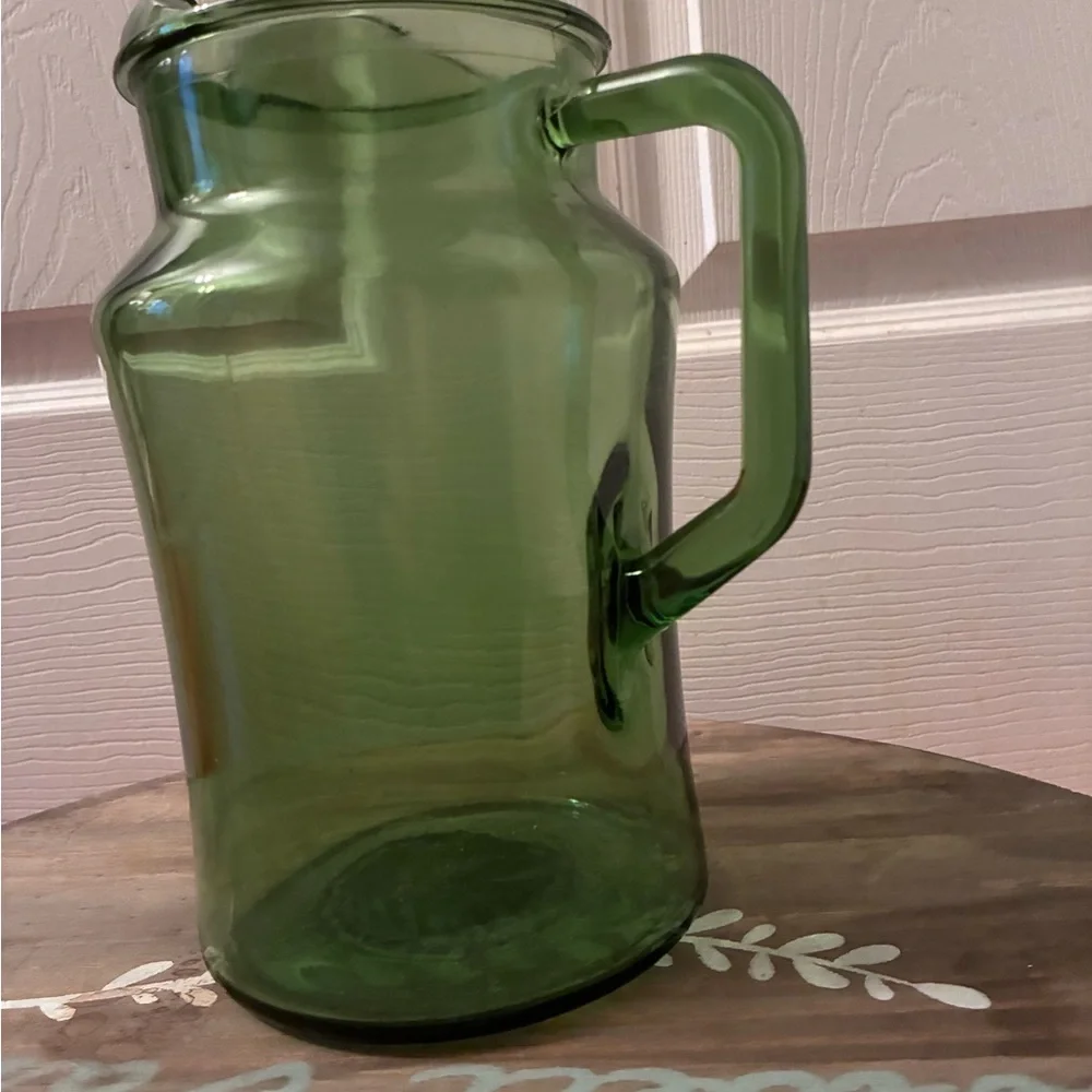 Vintage MCM Avocado Green Glass Pitcher with Ice Lip, 9.5” tall